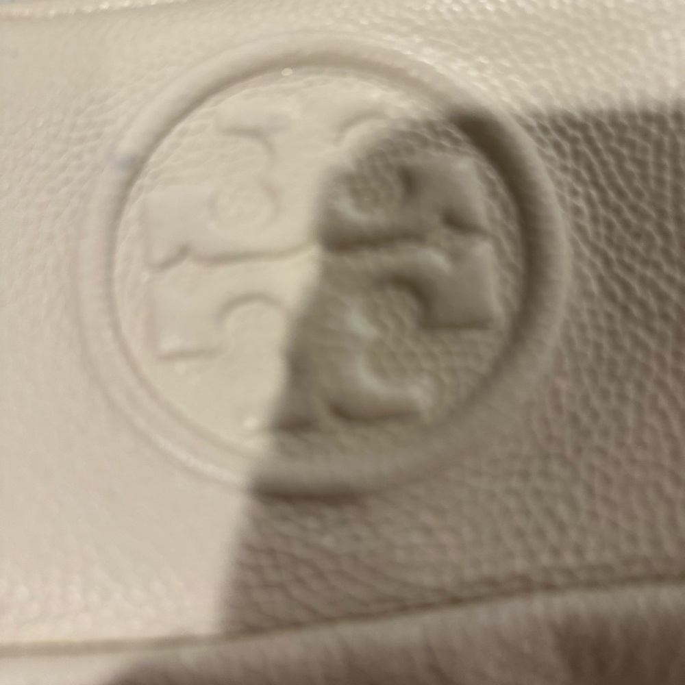 Tory Burch Perry Bombe Mini Bag with a very faint spot - Picture 6 of 7